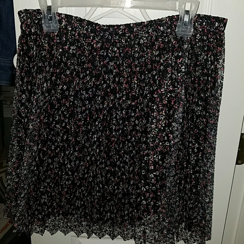 Elle skirt